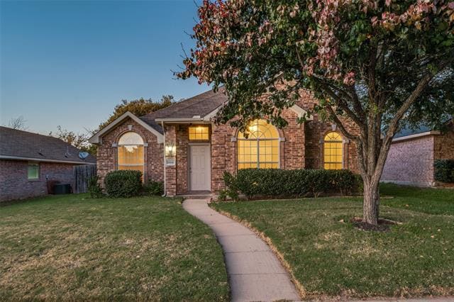 Photo - 10000 Queens Rd House