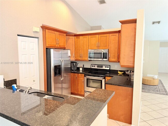 Photo - 1530 Canary Island Dr