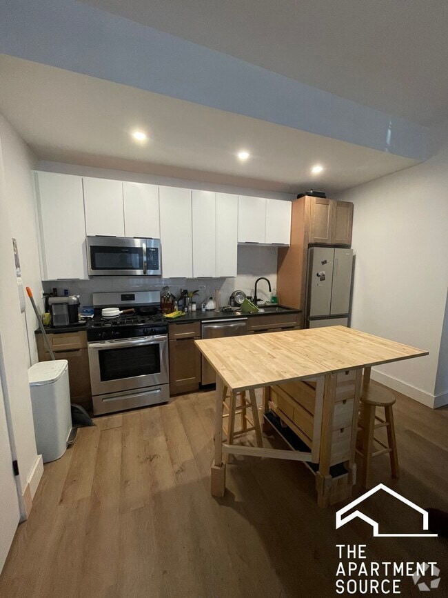 Building Photo - 1456 N Kedzie Ave Rental