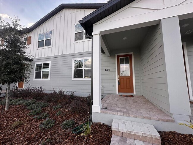 Building Photo - 17592 Northlake Grv Dr