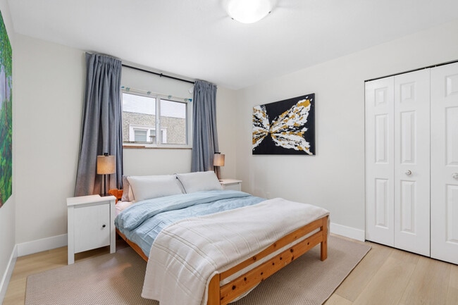 Photo - 2741 E 16th Ave Unité SI ID1516060P