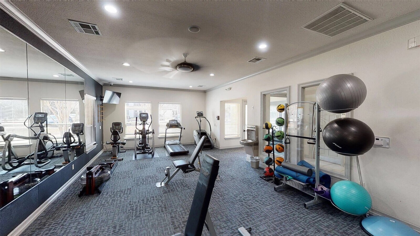 Photo - 8800 US-290 Apartment Unit B1C318