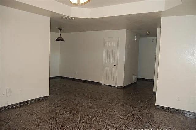 Photo - 1202 Spell Ave