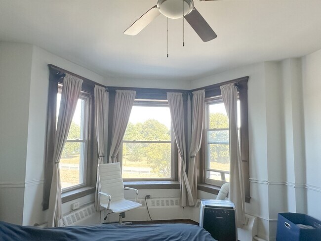 Photo - 521 Beacon St Unidad 3E