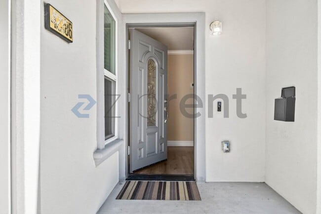 Photo - Unit