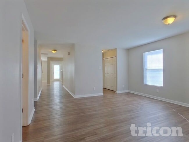 Photo - 1210 Willow Bridge Ct