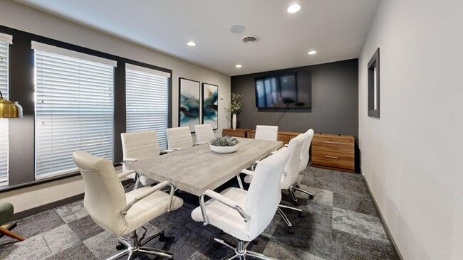 Ellyson Apartment Homes