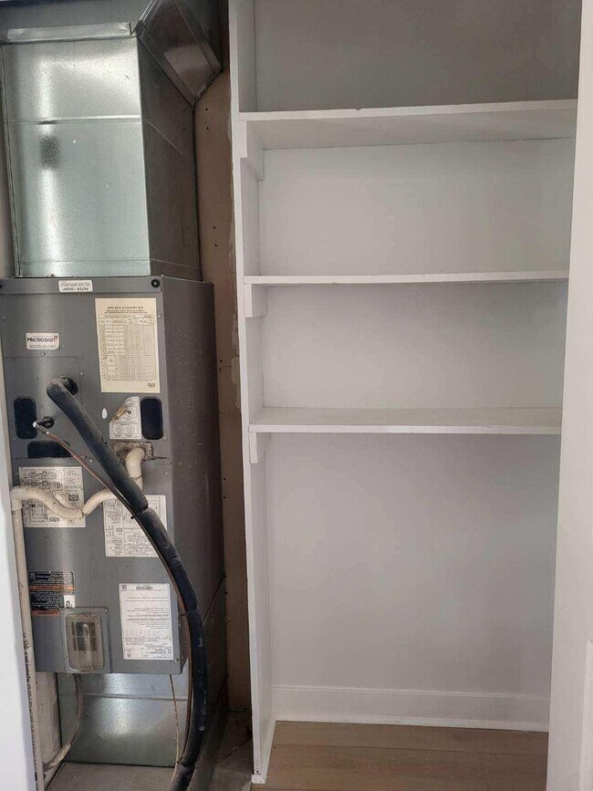 Photo - *Newly Renovated* Premium Style 2-Bedroom Apartment Home Unit 8