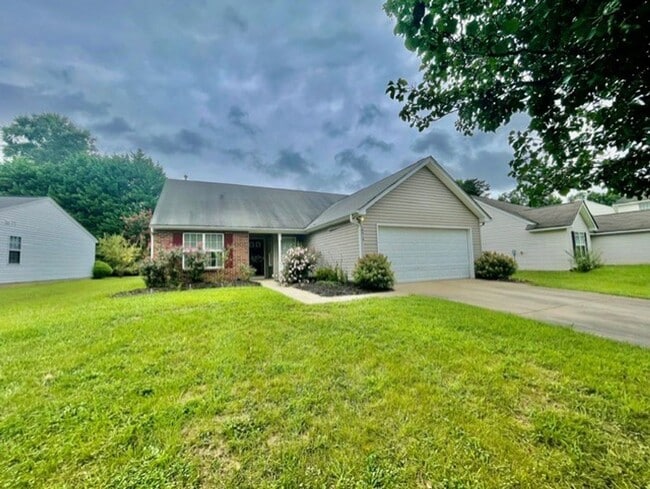Photo - Must see this Adorable 3 bedroom 2 bath 2 ...