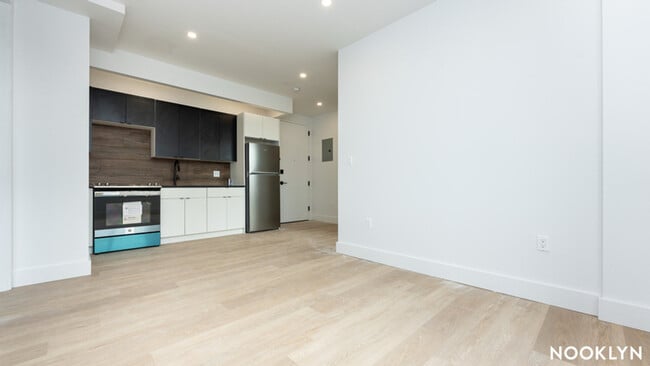 Building Photo - 1629 Brooklyn Ave Rental