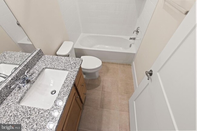 Photo - 10512 Hinton Wy