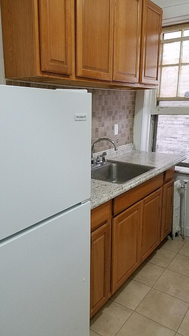 300-308 Valley Brook Ave Apartments For Rent in Lyndhurst, NJ | ForRent.com