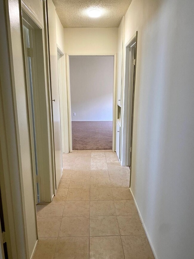 Building Photo - 4534 W 173rd St Unit 4 Rental