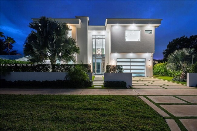 2628 Marcinski Rd