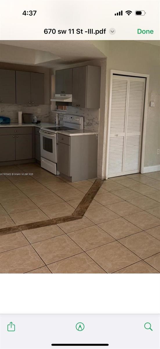 Photo - 657 SW 10th St