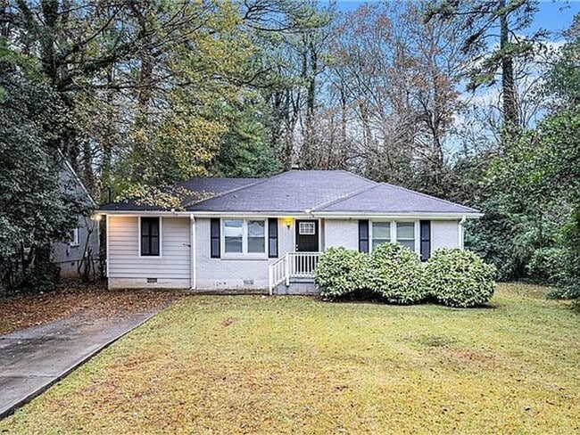 Building Photo - Beautiful 3-Bedroom Home with Spacious Backyard in Decatur