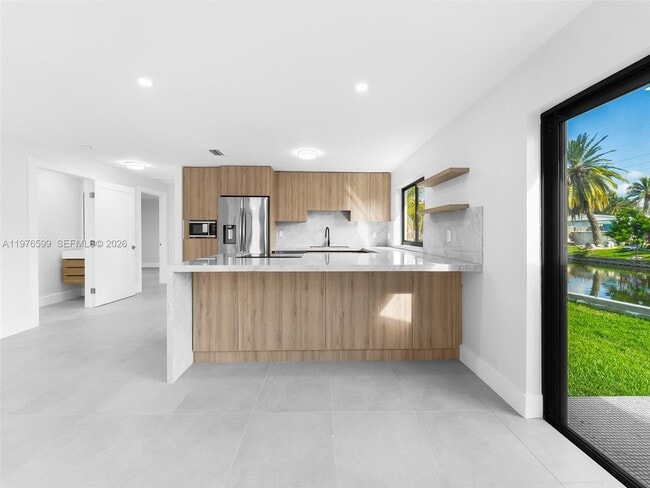 Photo - 212 SW 7th St