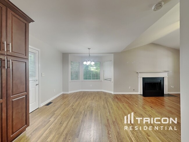 Photo - 4234 Winding Trail Way