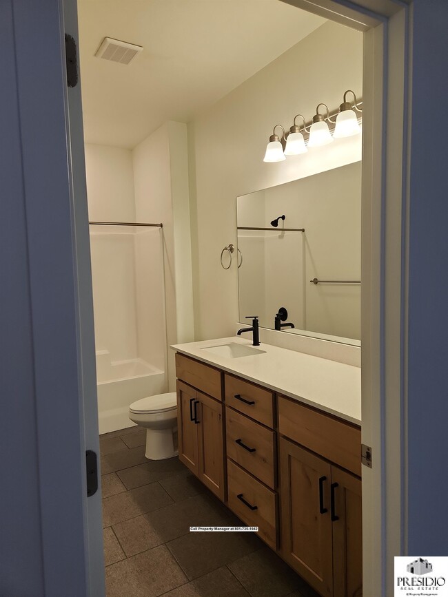 Photo - 862 W 480 S