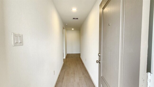 Photo - 26715 Red Sunset Maple Ln