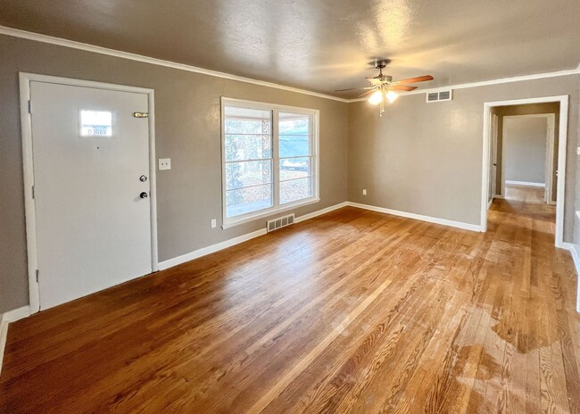 Photo - Charming Home Near 15th & Boulevard