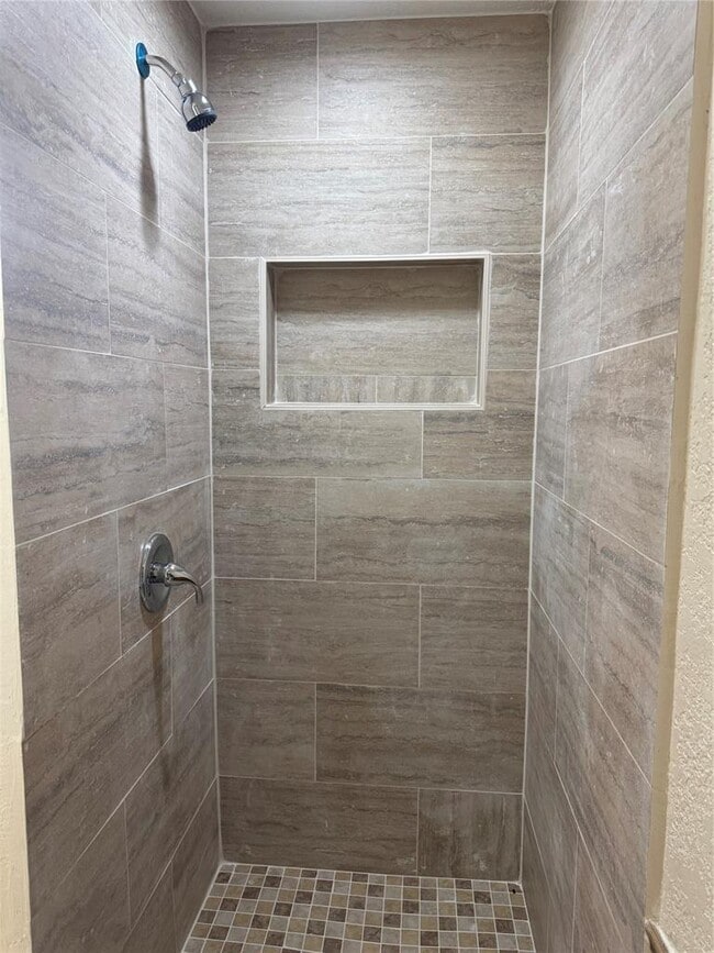 Photo - 1125 N Patterson Dr