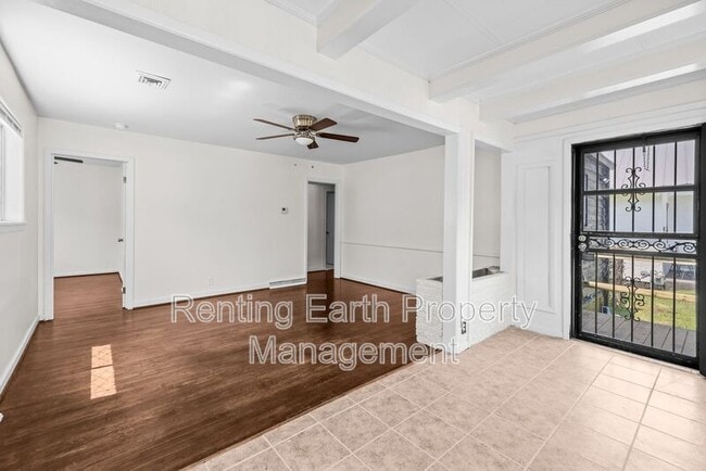 Photo - 6724 2nd Ave S