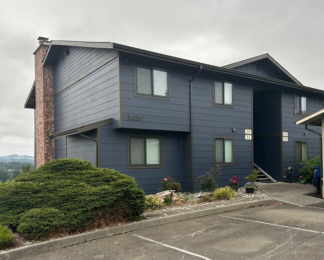 Building Photo - Fully Furnished View Condo