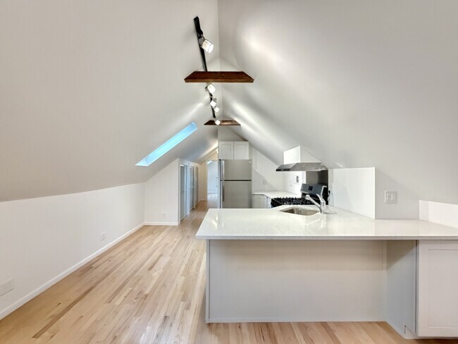 Photo - 1401 N Bosworth Ave Unidad 4