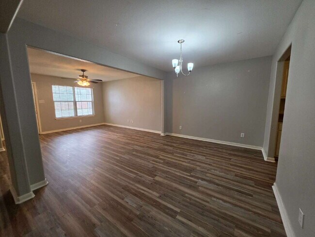 Photo - Updated 3/2 Duplex Near Shopping in San Antonio