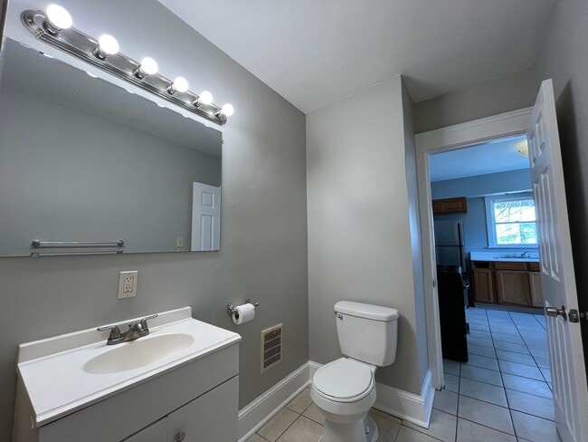 Photo - 3339 W.84th Unit 2nd Floor