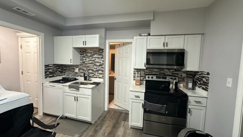 Photo - 73 Fairfax Rd Unit 3L