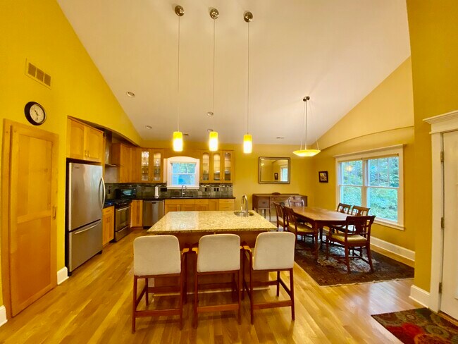 Photo - 1337 Rhode Island St House