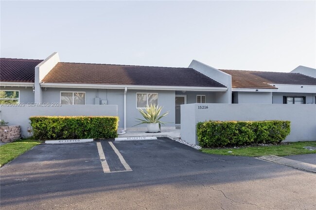 Building Photo - 15216 SW 81st Ln
