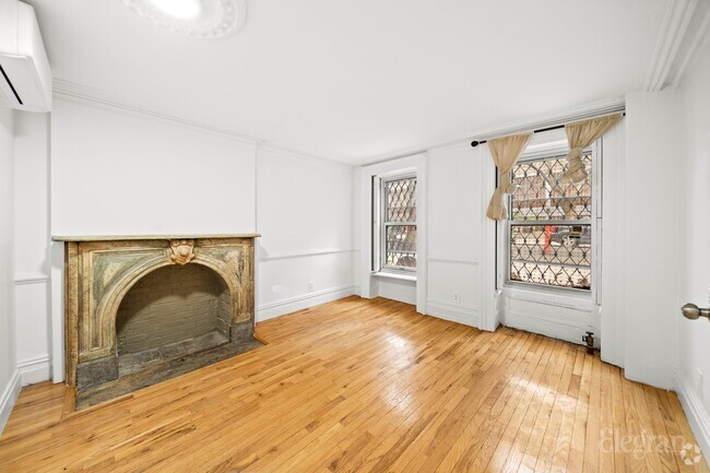 Building Photo - 439 W 43rd St Unit BSMT 1 Rental