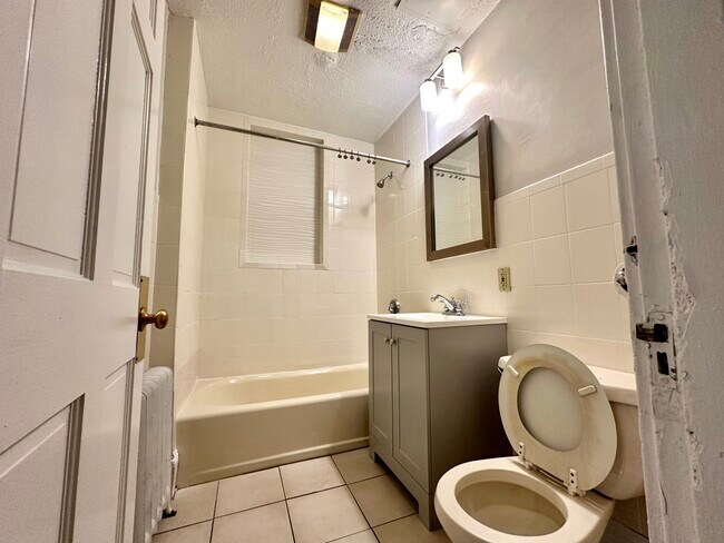 Photo - 330 St Paul St Unidad 4