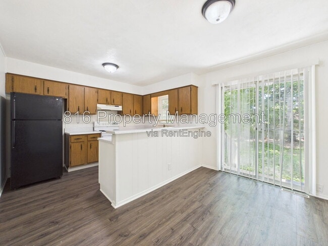 Photo - 2835 Tepee Ave Unit 2835