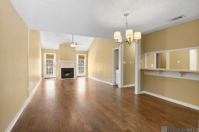 Photo - 8500 Bluebonnet Blvd Unit 22
