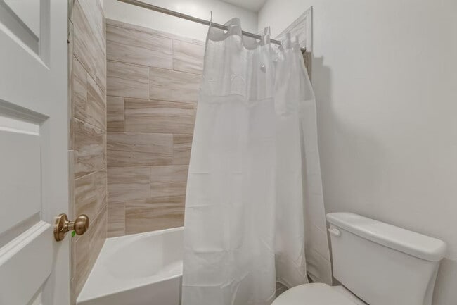 Photo - 5900 Whisper Crk Dr Unidad SI ID1492682P