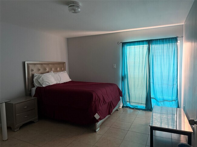 Photo - 8427 Hearth Dr Unit 6