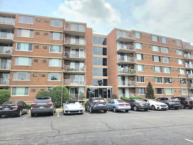 Building Photo - 2201 S Highland Ave Unit 1G Rental