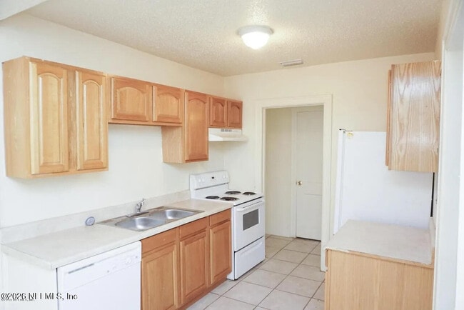 Photo - 7545 Wilder Ave