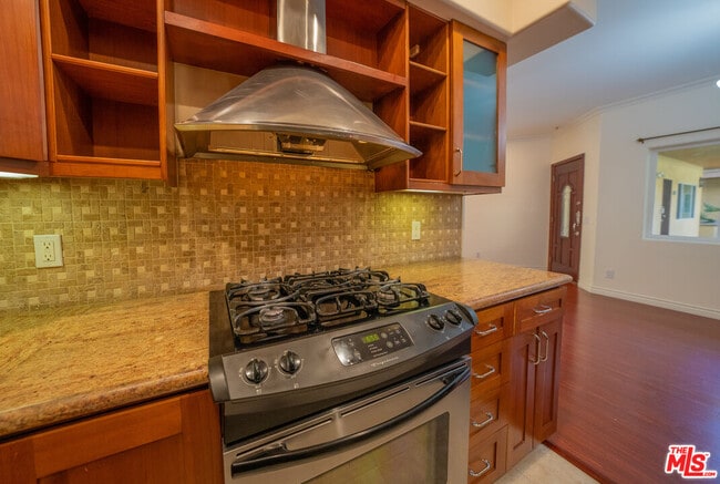 Photo - 626 E Orange Grove Ave Unidad 105