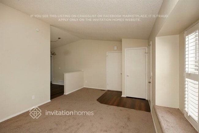 Photo - 4633 Dearborn St