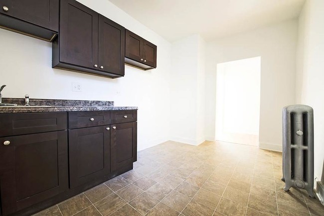 Photo - 7800-06 S Morgan