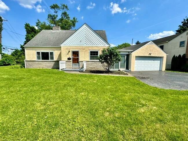 Building Photo - 3 Bedroom- Upper Arlington