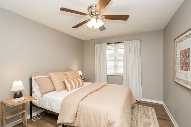 Photo - 3013 67th St