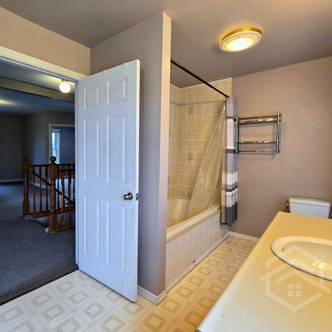 Photo - 405194 Beaconsfield Rd