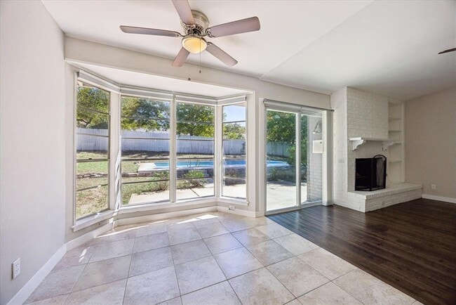 Photo - 9711 Marlborough Dr