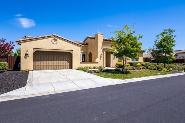 Amazing Home For Lease - Amazing Home For Lease